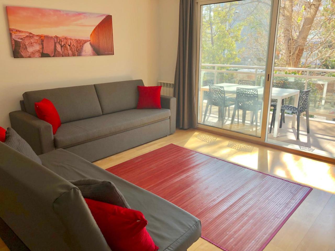 For A Cristal Apartment *